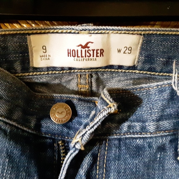 Womans Hollister jeans - Picture 2 of 3